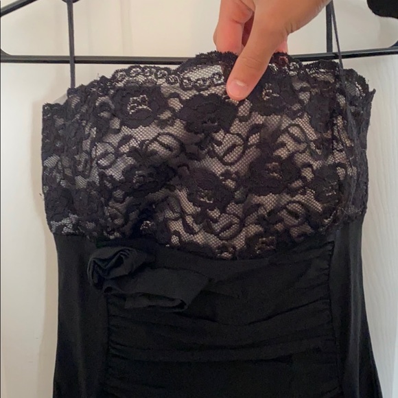 Dress - Picture 3 of 3